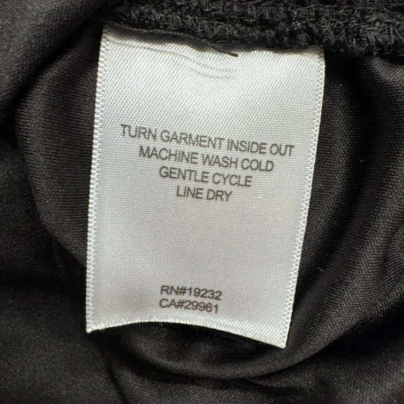 Alfred Dunner Checkmate Women's Texture Solid Top with Lace Trim Size Large - Picture 3 of 4